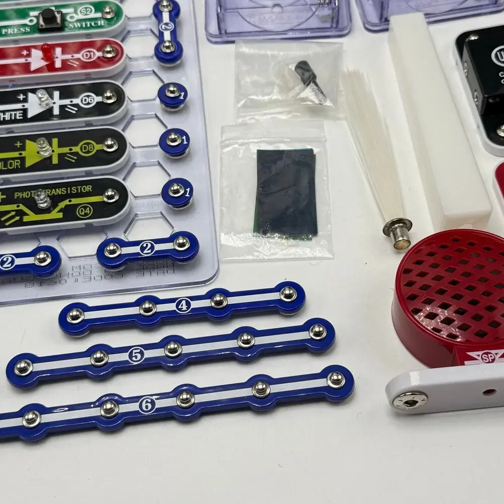 Snap Circuits Light Kit SCL-175 Incomplete Missing Pieces STEM Electronics